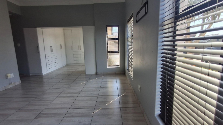 3 Bedroom Property for Sale in Hartenbos Central Western Cape